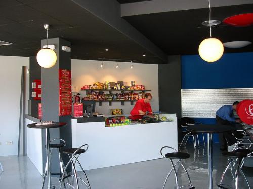 2002 – Franquicia Cibercafé “Net Gaming”, Madrid.